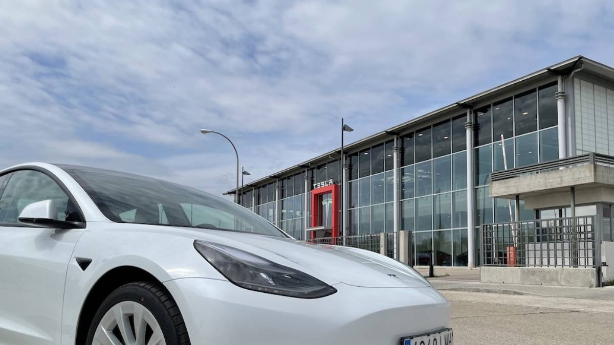 Acciones de Tesla al alza por aumento de demanda en el sector