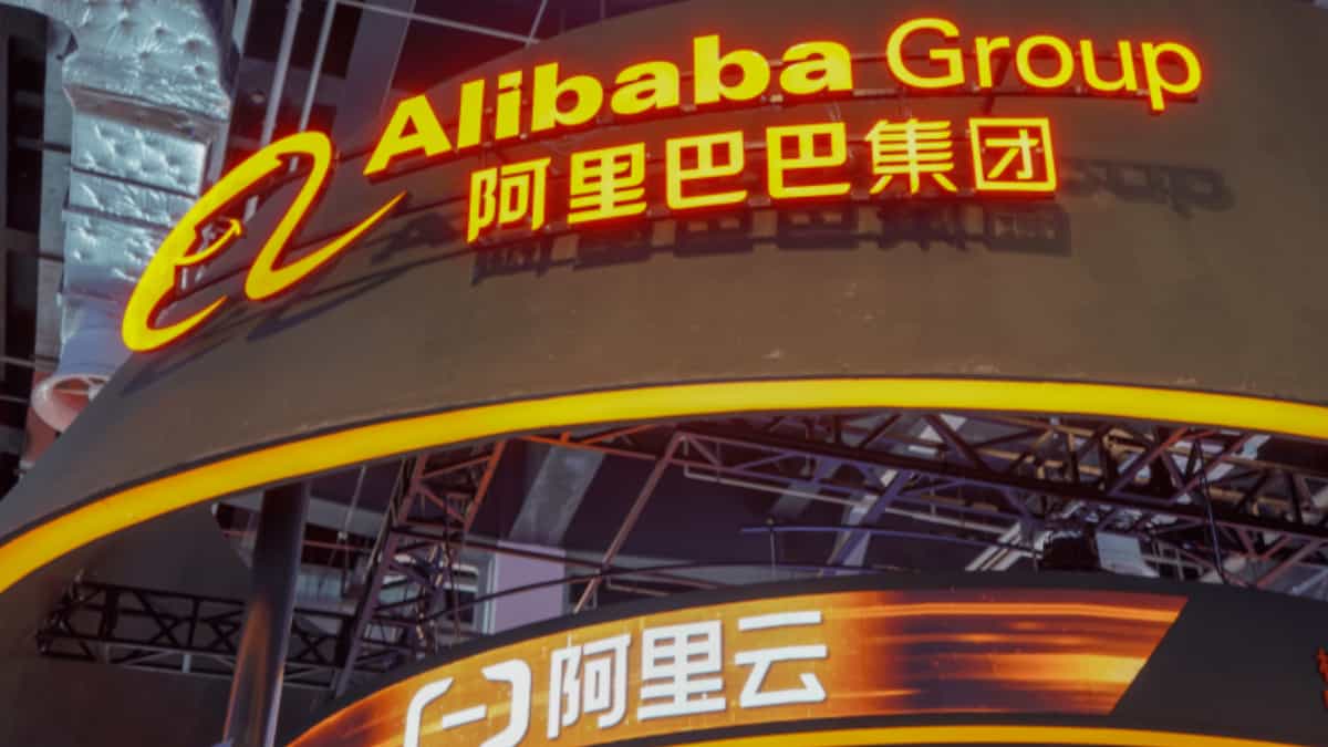 Acciones de Alibaba: descenso por reducción de ingreso en Q2