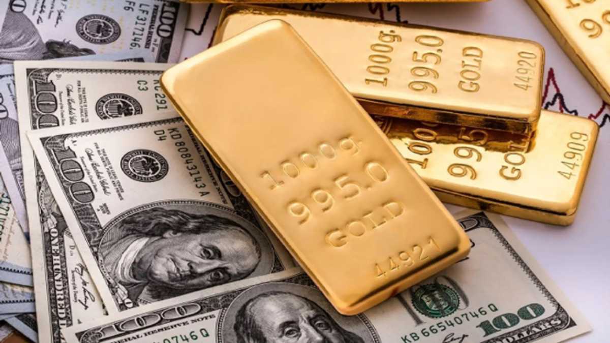 Precio del oro al alza por debilidad del dólar y coronavirus