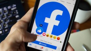 Facebook ajustará sus políticas de ataques a figuras públicas